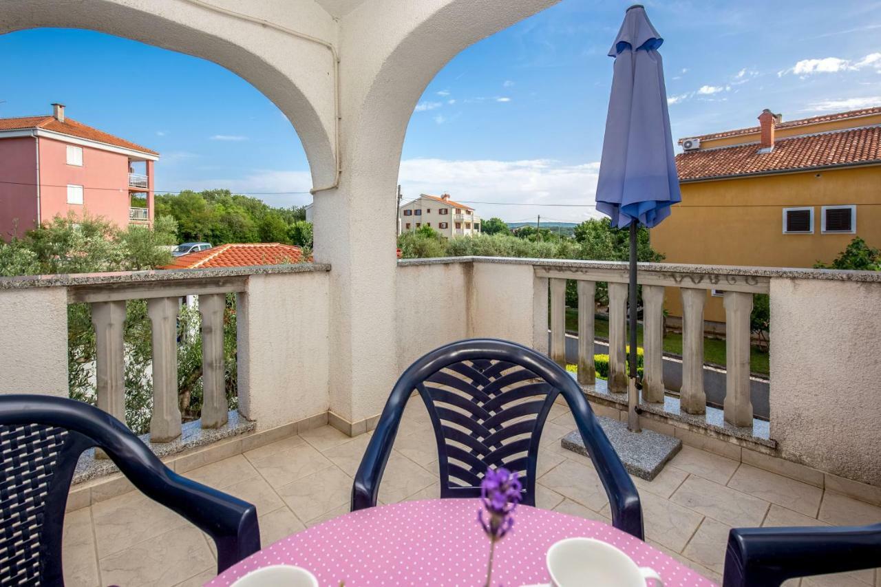 Garden Paradise App Sveti Vid-Miholjice Екстер'єр фото